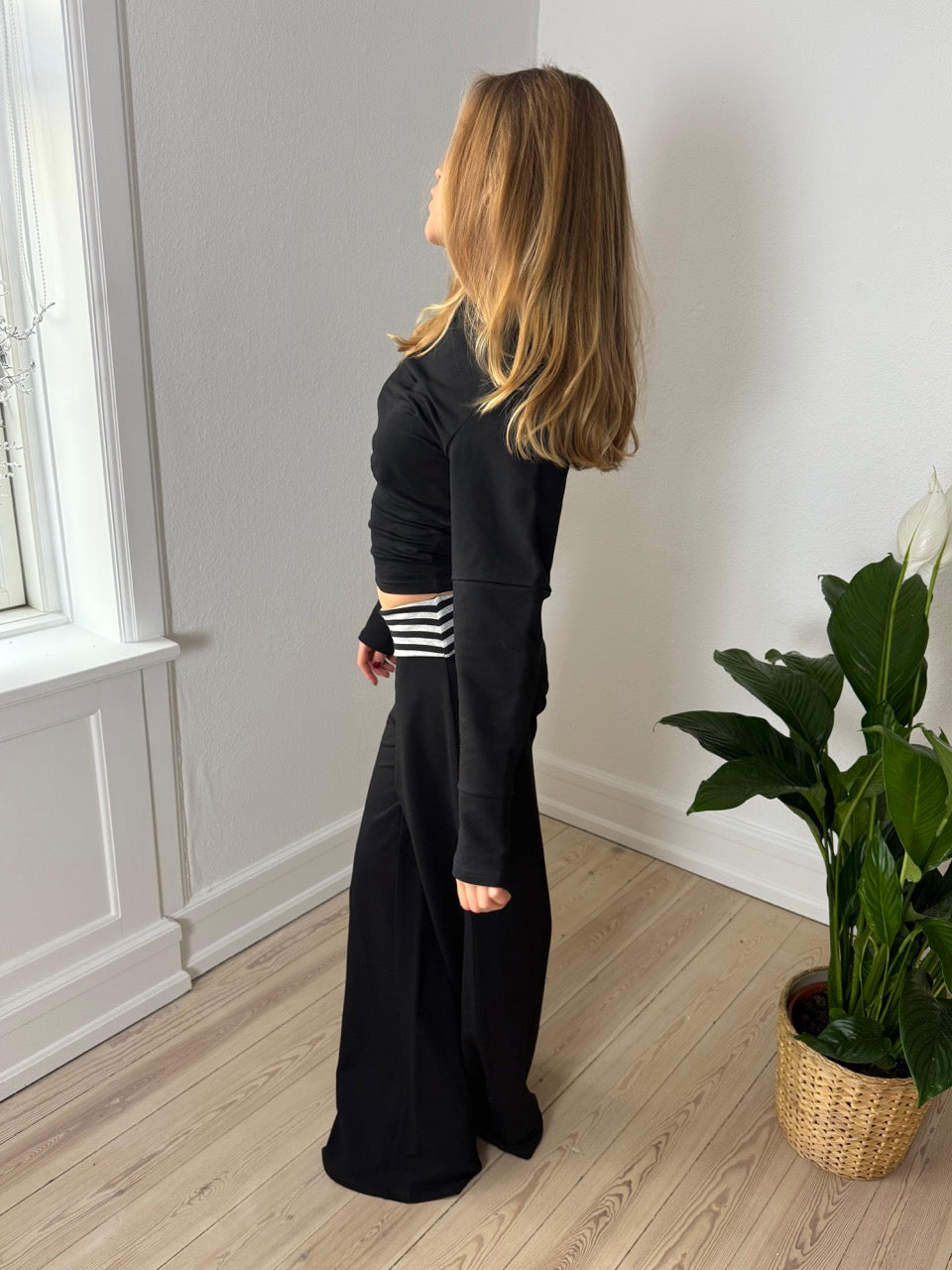 KLARA BLUSE - SORT