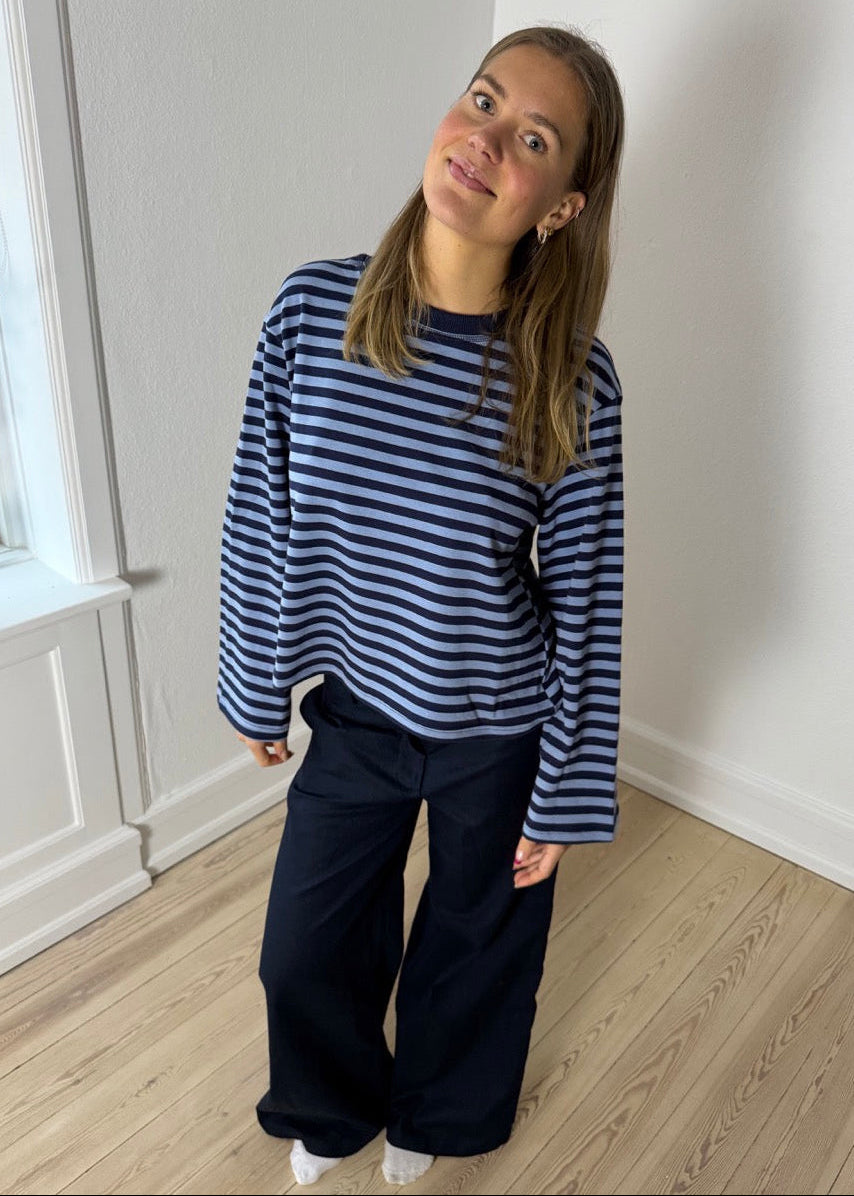 SELMA BLUSE STRIBET - MØRKEBLÅ/LYSEBLÅ
