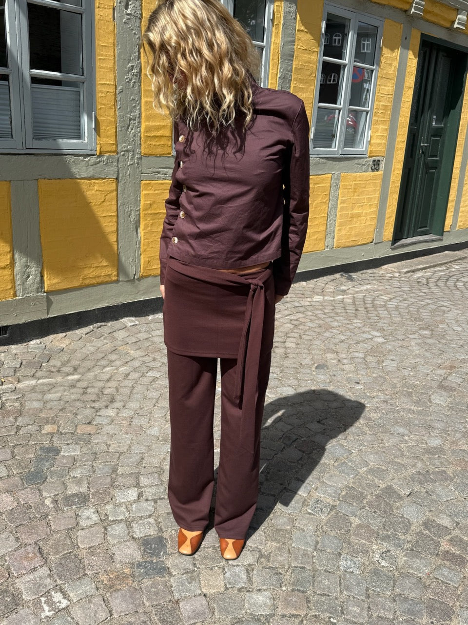 ALBA BUKSER MED NEDERDEL - BRUN